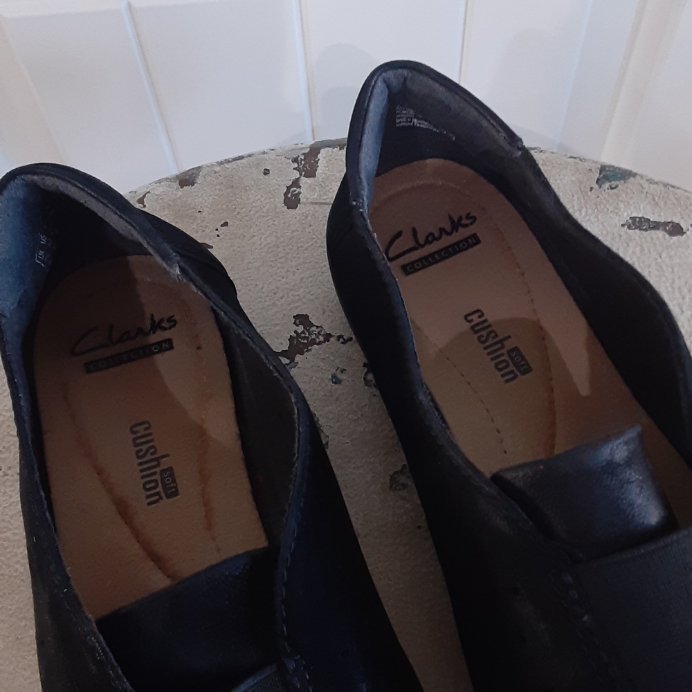 Clarks Collection Medora Gemma Navy Nubuck Leather Slip-On Loafers Sz 10 - Picture 10 of 10